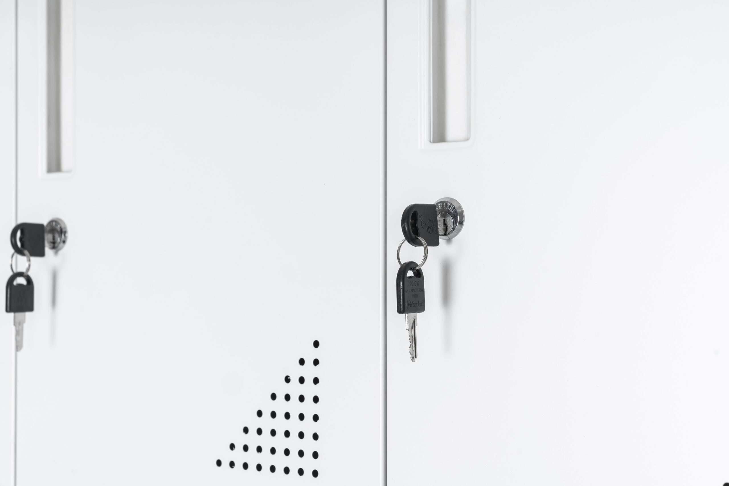 1107-Locker MC