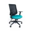 Silla ejecutiva Leah mesh negro con respaldo alto en mesh, brazos ajustables y base de cinco puntas