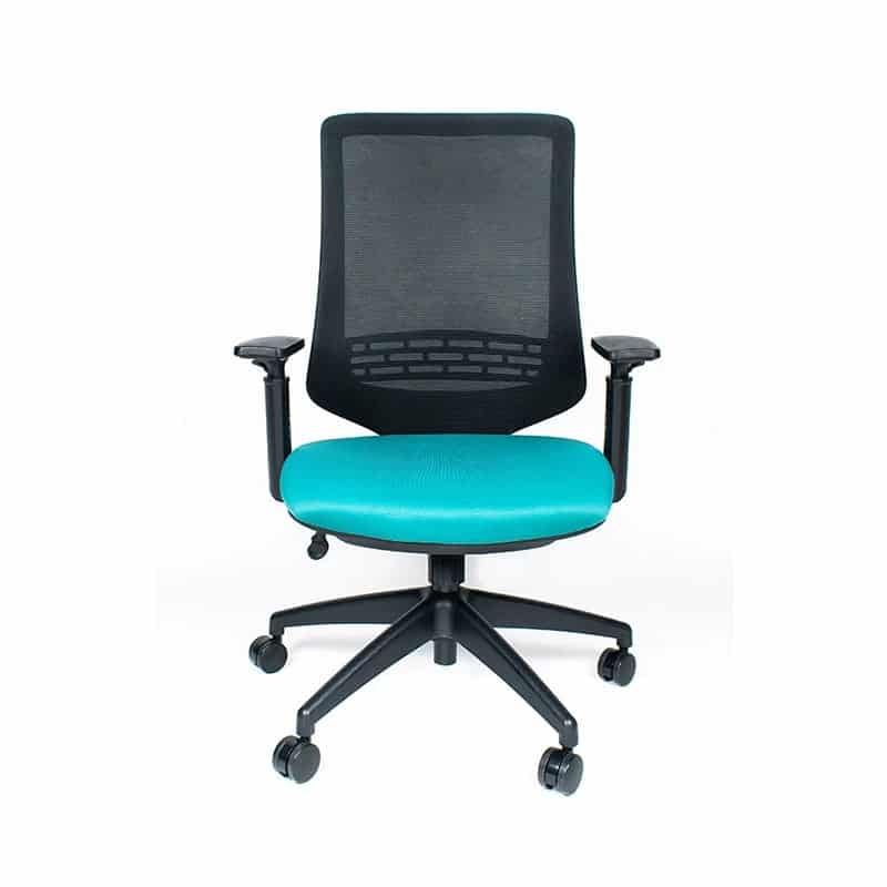 Silla ejecutiva Leah mesh negro con respaldo alto en mesh, brazos ajustables y base de cinco puntas