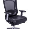 Silla ejecutiva Dynamic con cabecera, respaldo de mesh y detalles en piel, con base de cinco puntas