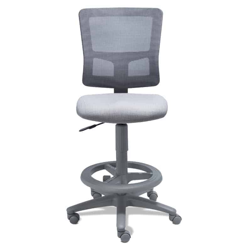 Silla cajero quadra tela gris con respaldo mesh y aro de nylon descansapiés